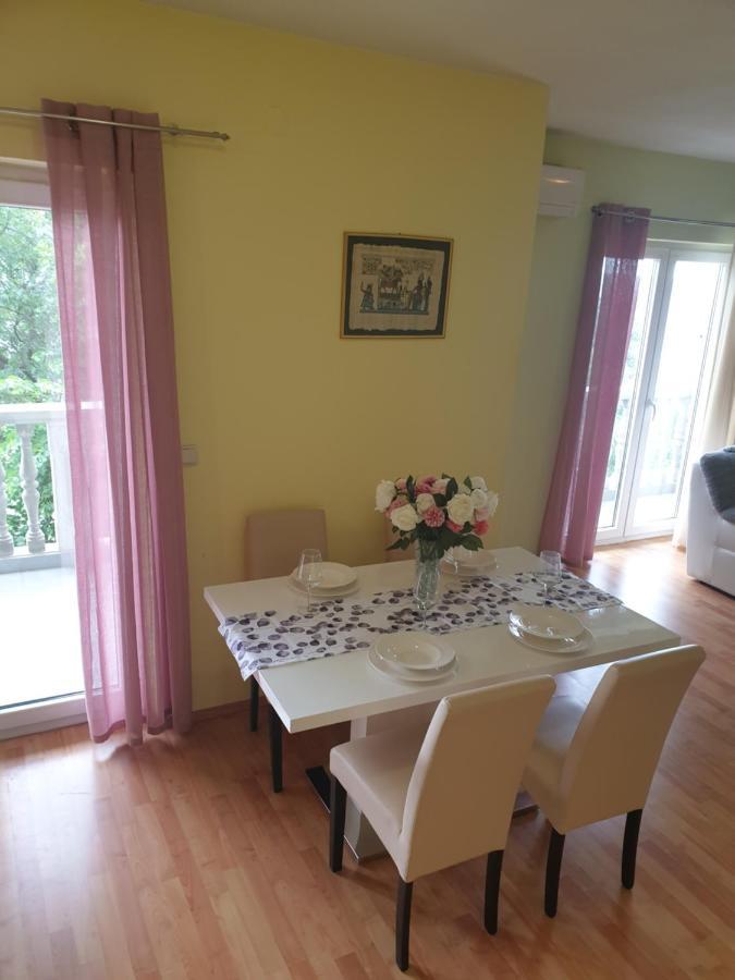 Apartmani Goga Starigrad Paklenica Exterior foto