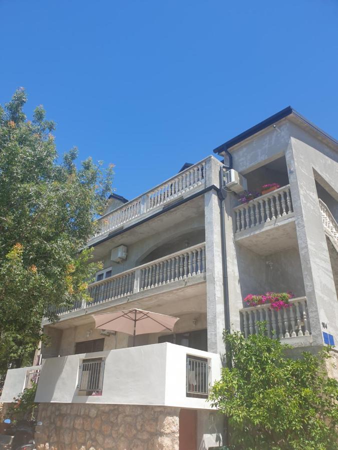 Apartmani Goga Starigrad Paklenica Exterior foto